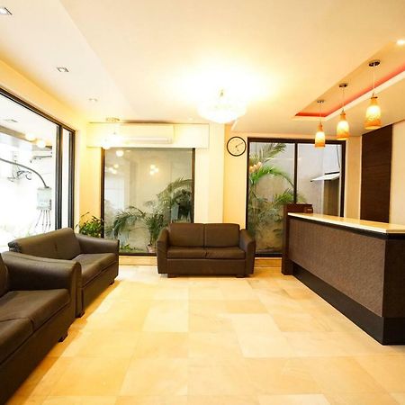 Hotel Aarya Inn Raipur  Exterior photo